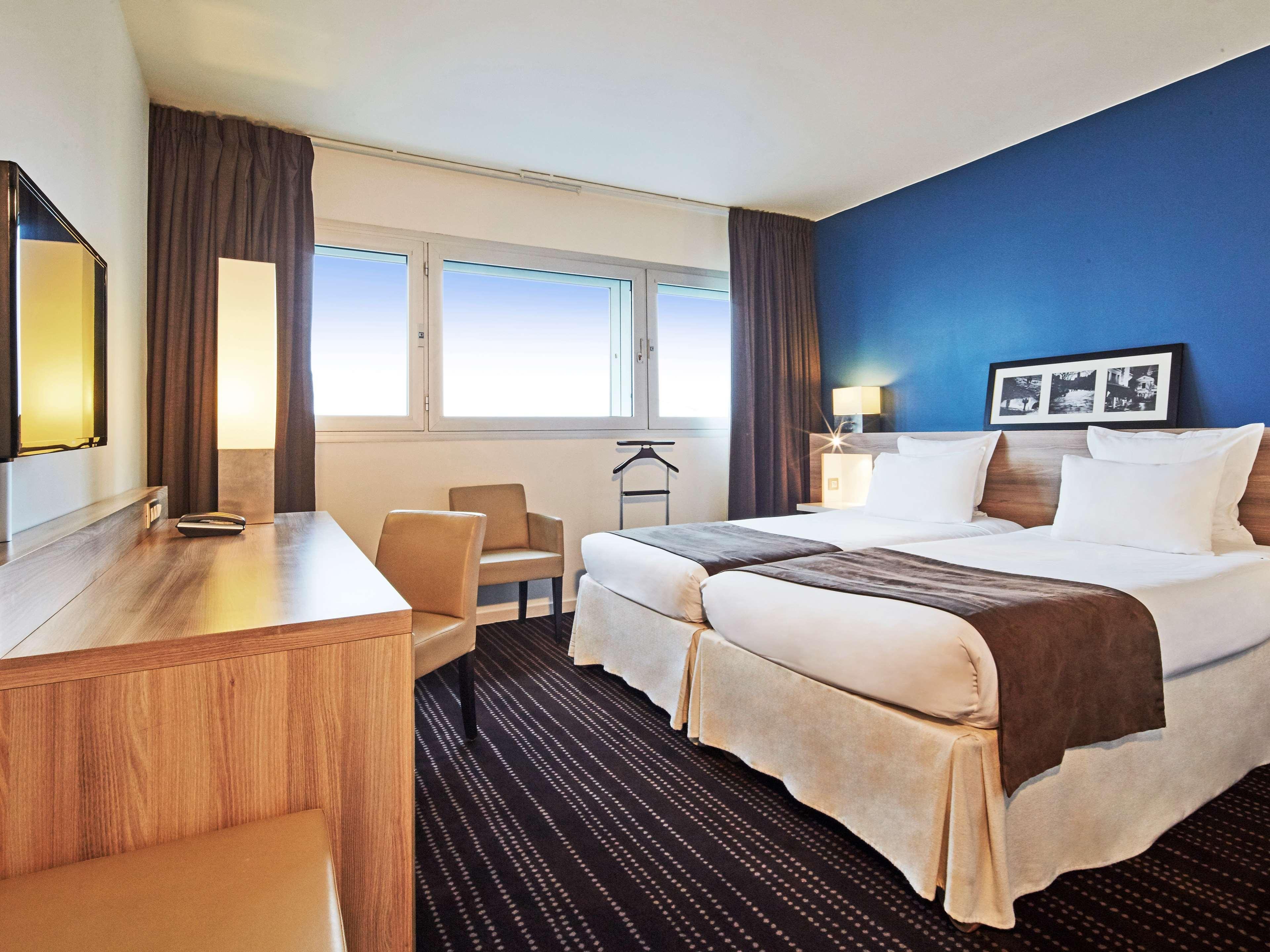 Radisson Hotel Paris Ле-Бурже Экстерьер фото